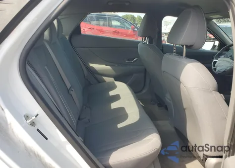 2023 Hyundai Elantra Sel z USA, uszkodzony, nr VIN 5NPLS4AG6PH096952